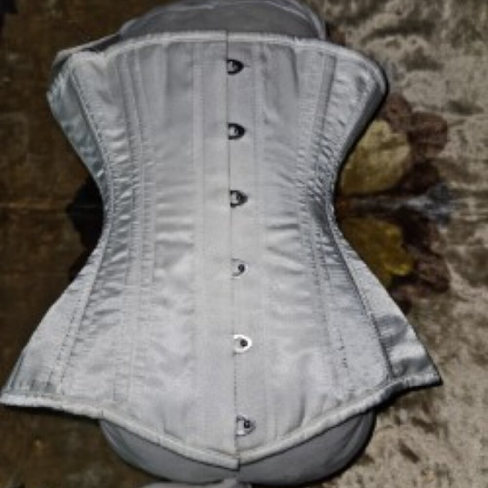 NWT 22"/XS OFF-WHITE MAIDEN HANDMADE TIGHT LACING BONED WAIST TRAINING CORSET